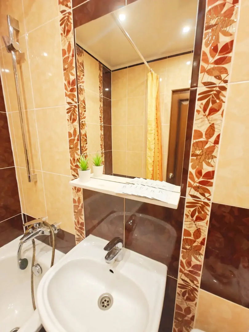 Апартаменты на площади Ленина