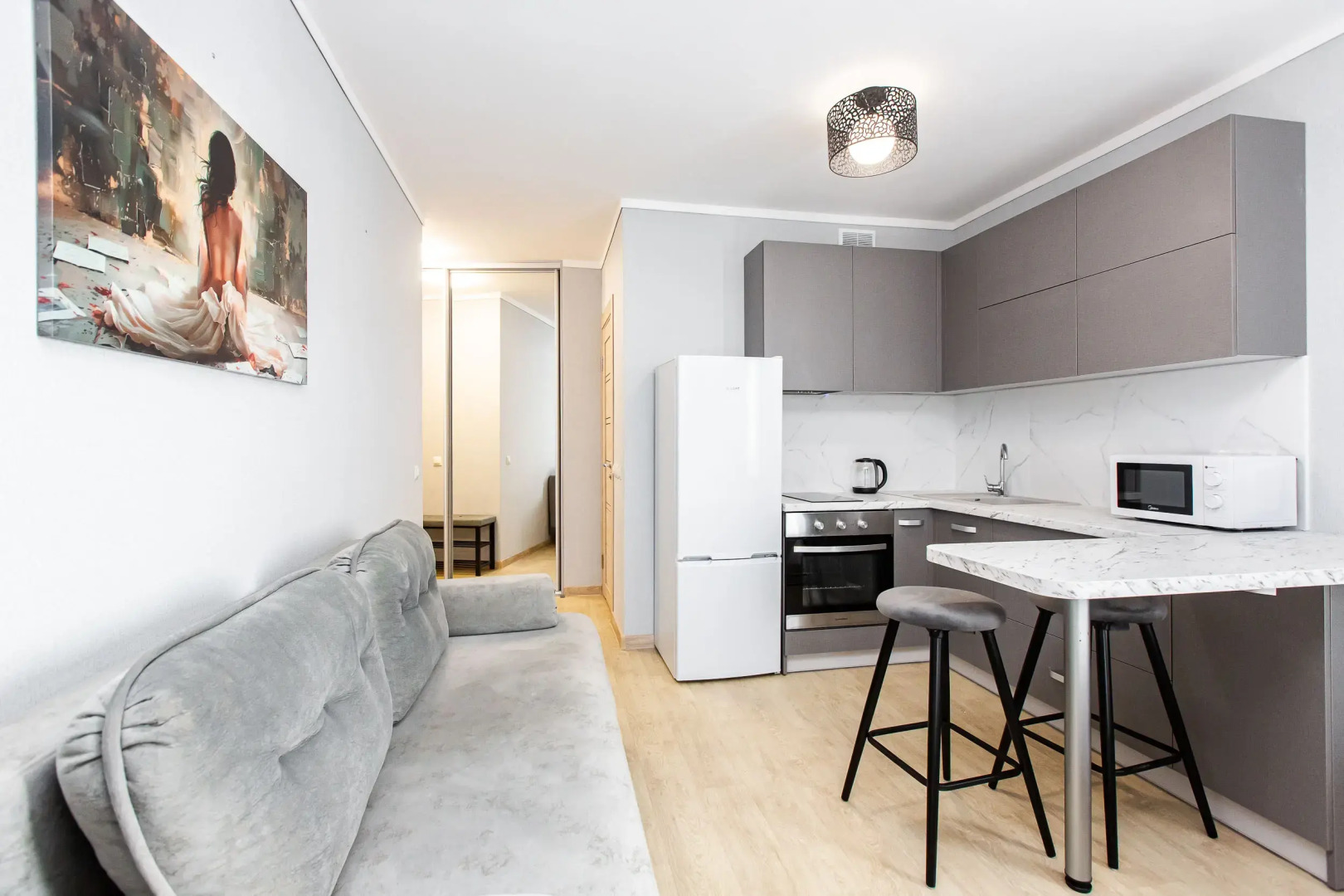 Апартаменты Студия Ladgorna на Грушевской 21