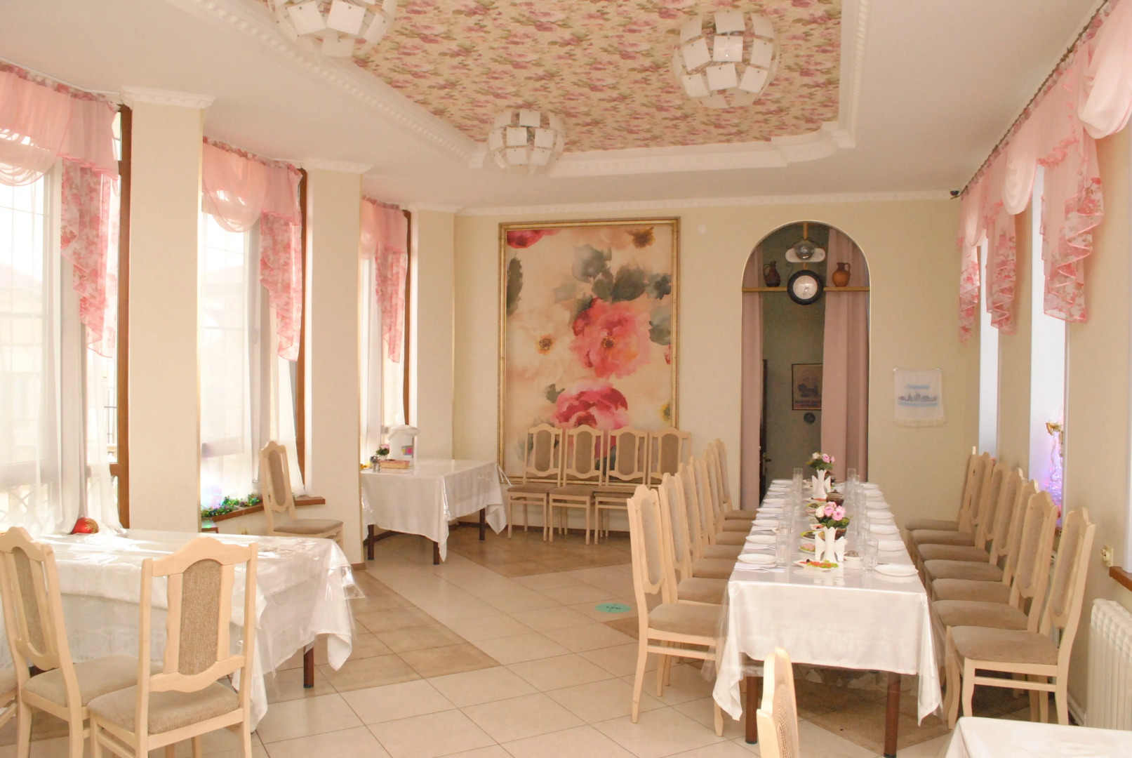 Отель Добриан