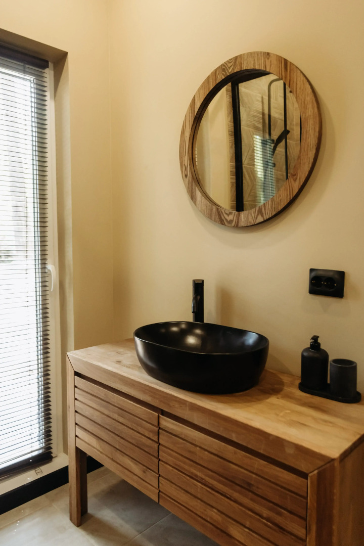 Частный дом Барнхаус в стиле бохо в сосновом лесу