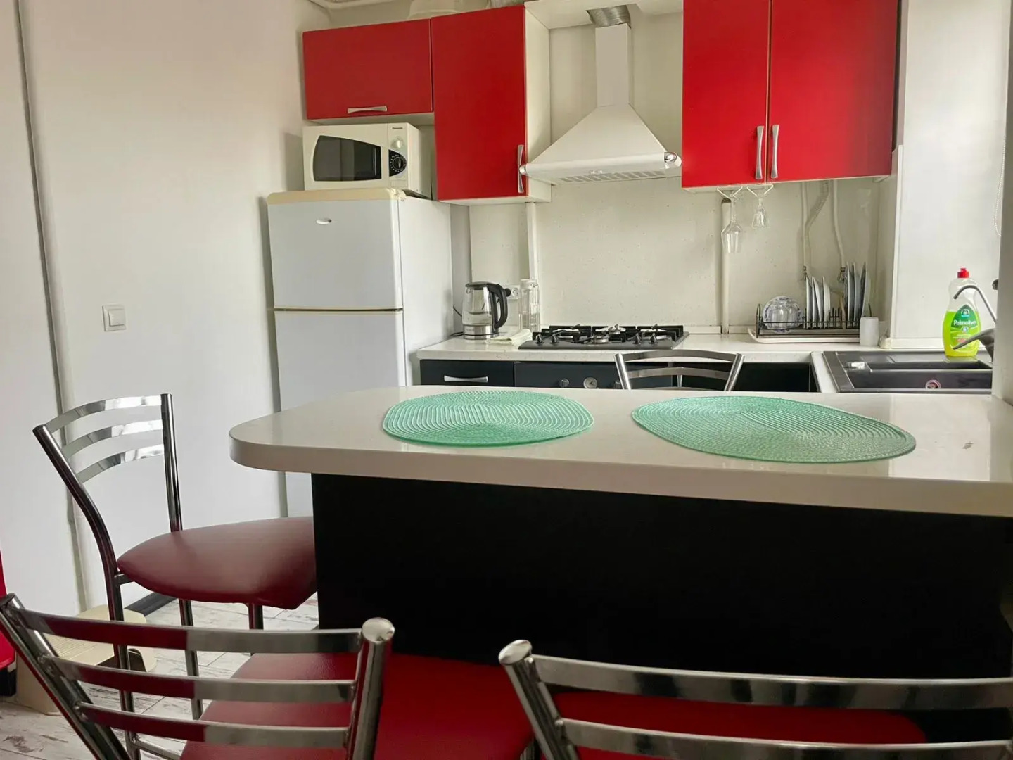 Квартира Цвета мак