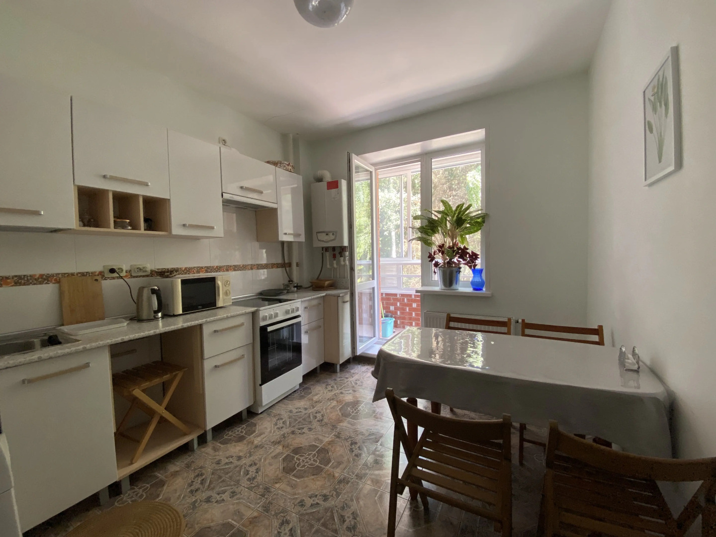 Квартира двухкомнатная (57кв.)  рядом с Зоо, ИжГТУ, Купол Семейная Botanika House