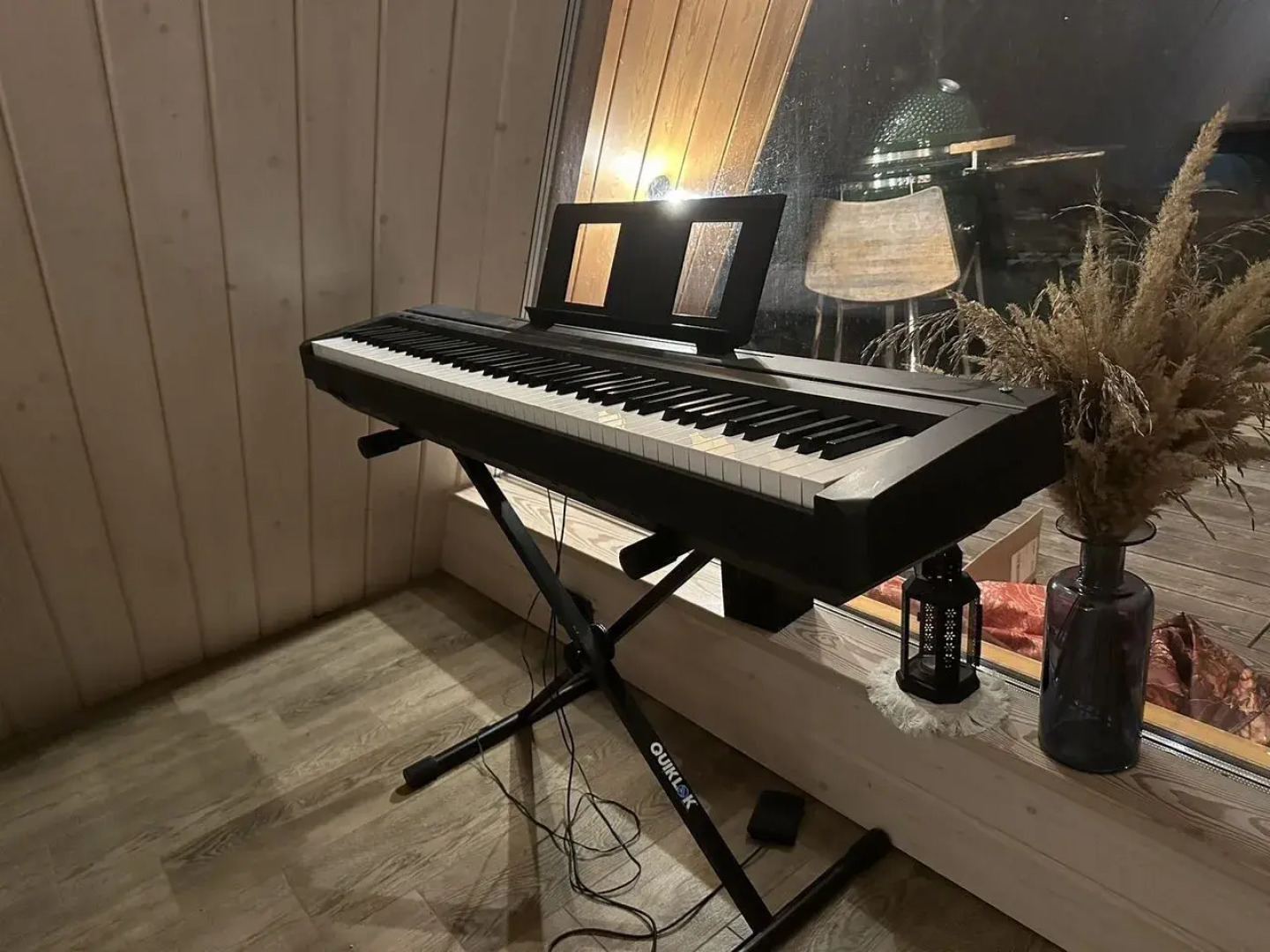 Частный дом на на берегу реки Руза