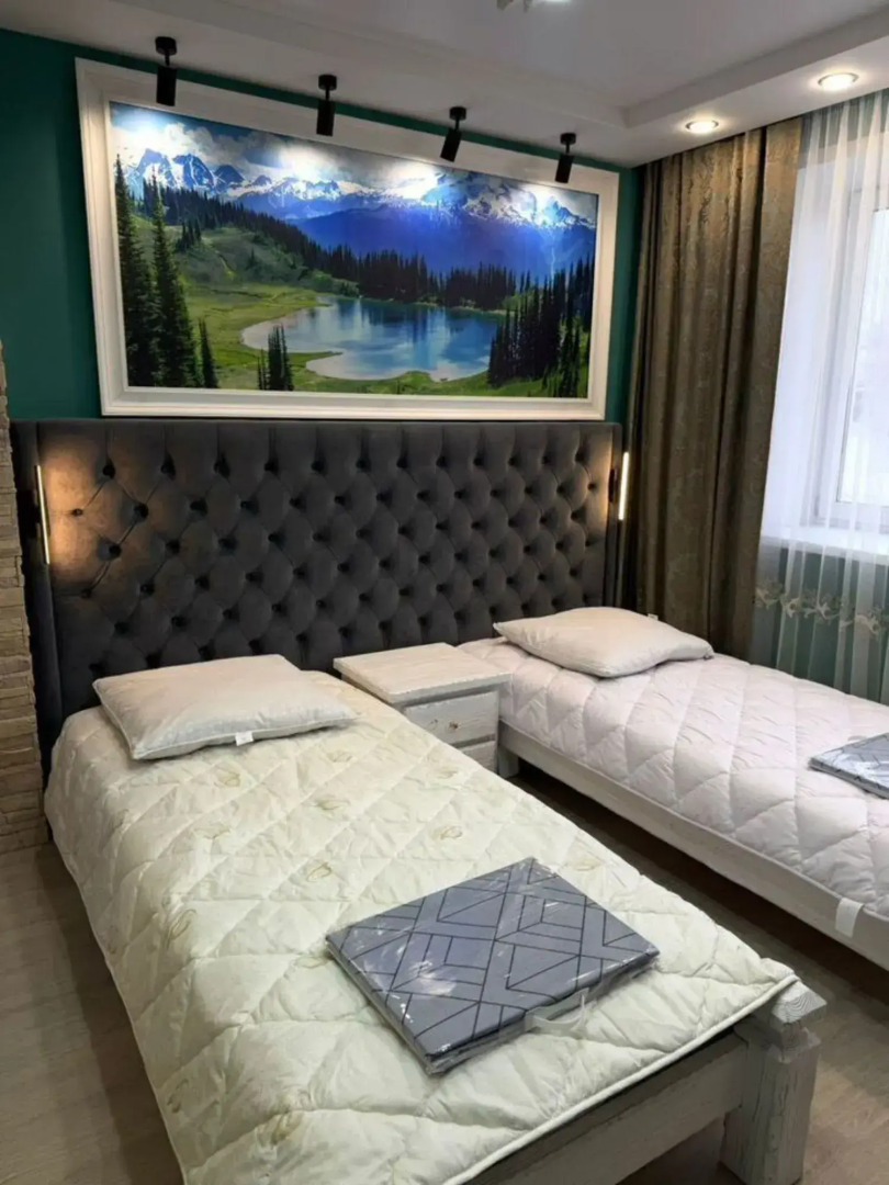 Квартира На Паровозной 15 (6а)