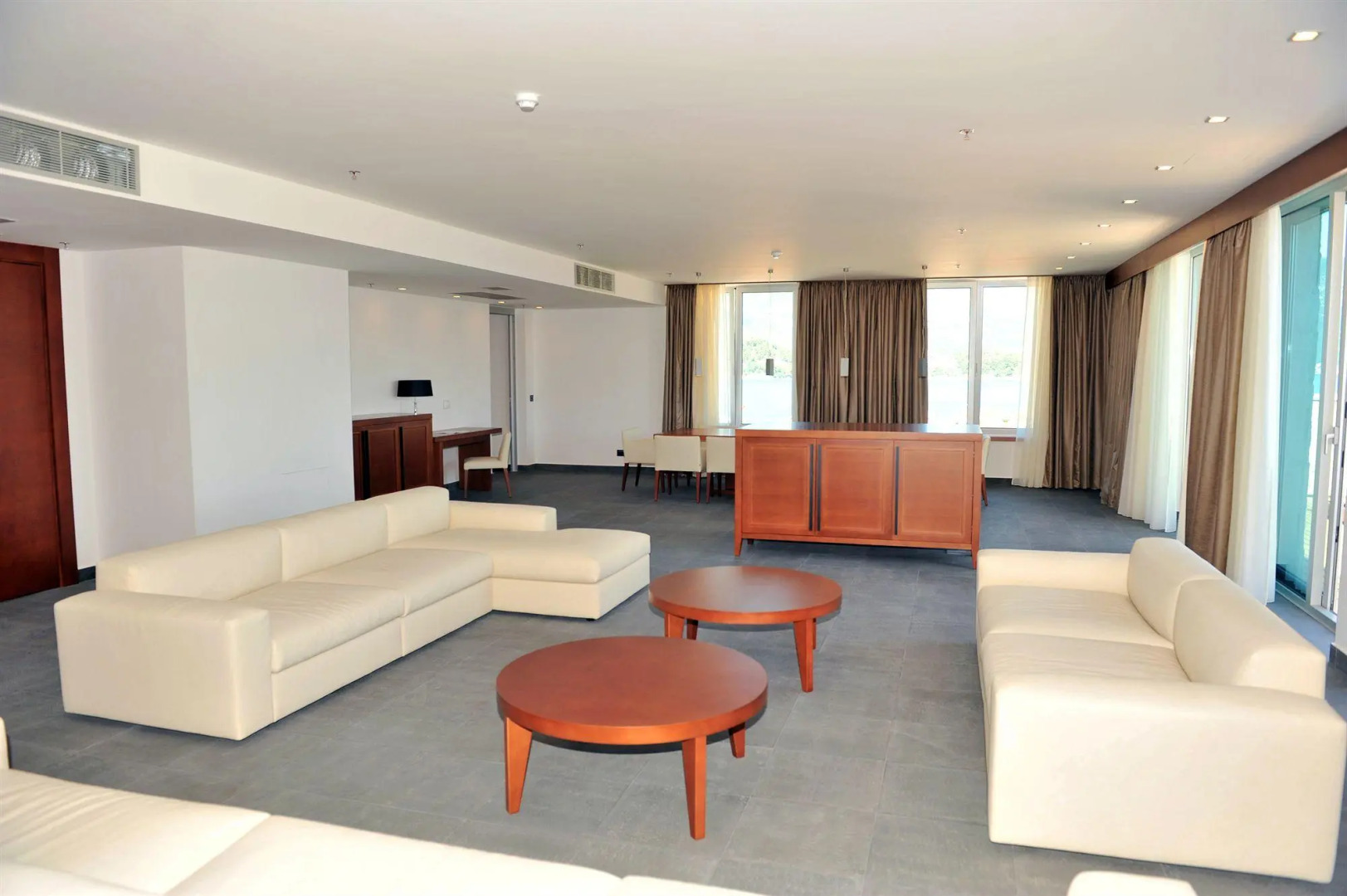 Курортный отель Avala Villas