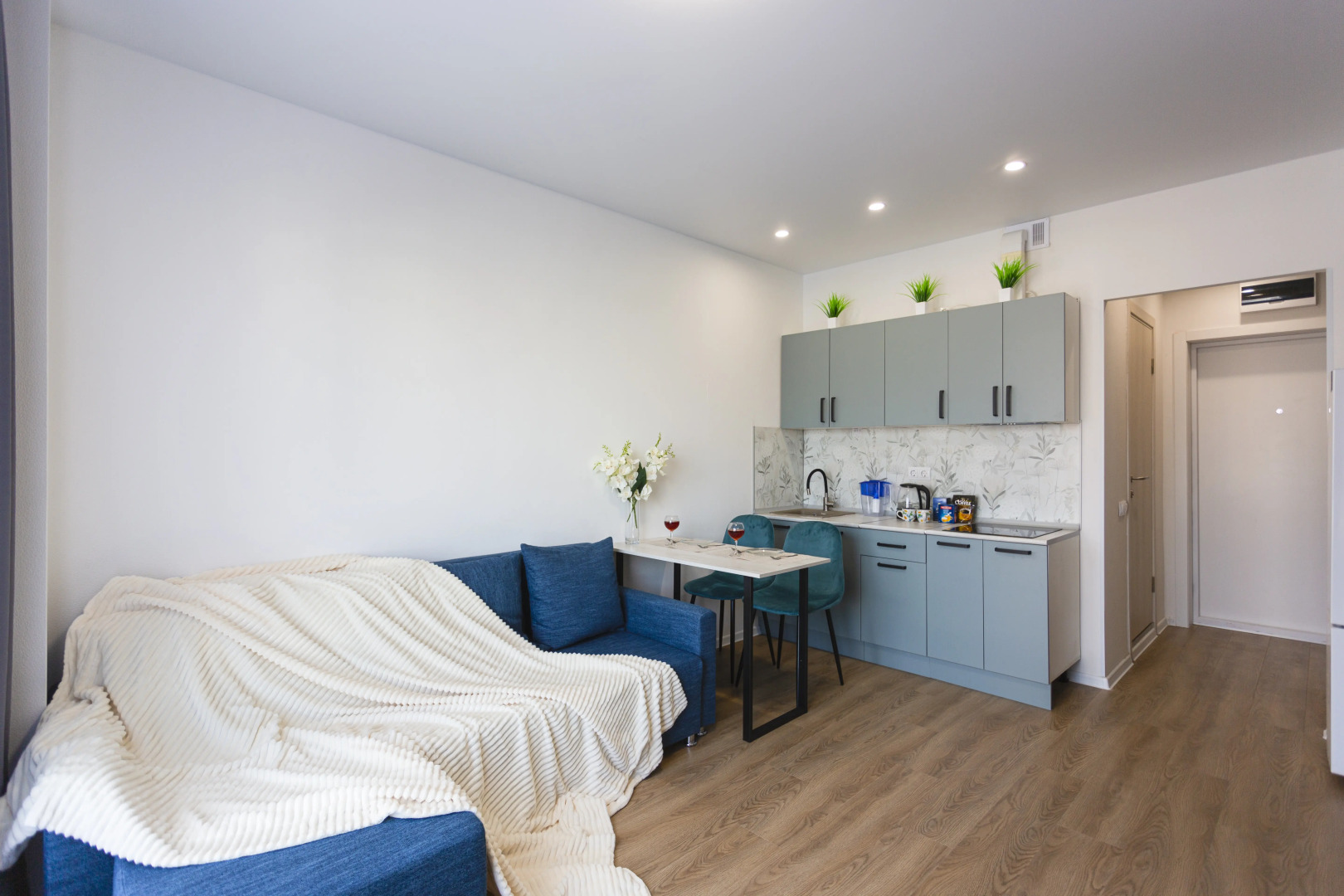 Апартаменты Уютные апартаменты на Новохохловской