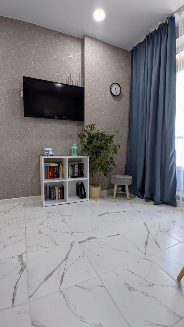 Квартира Приморский Legend 1-к с Диваном на Кухне