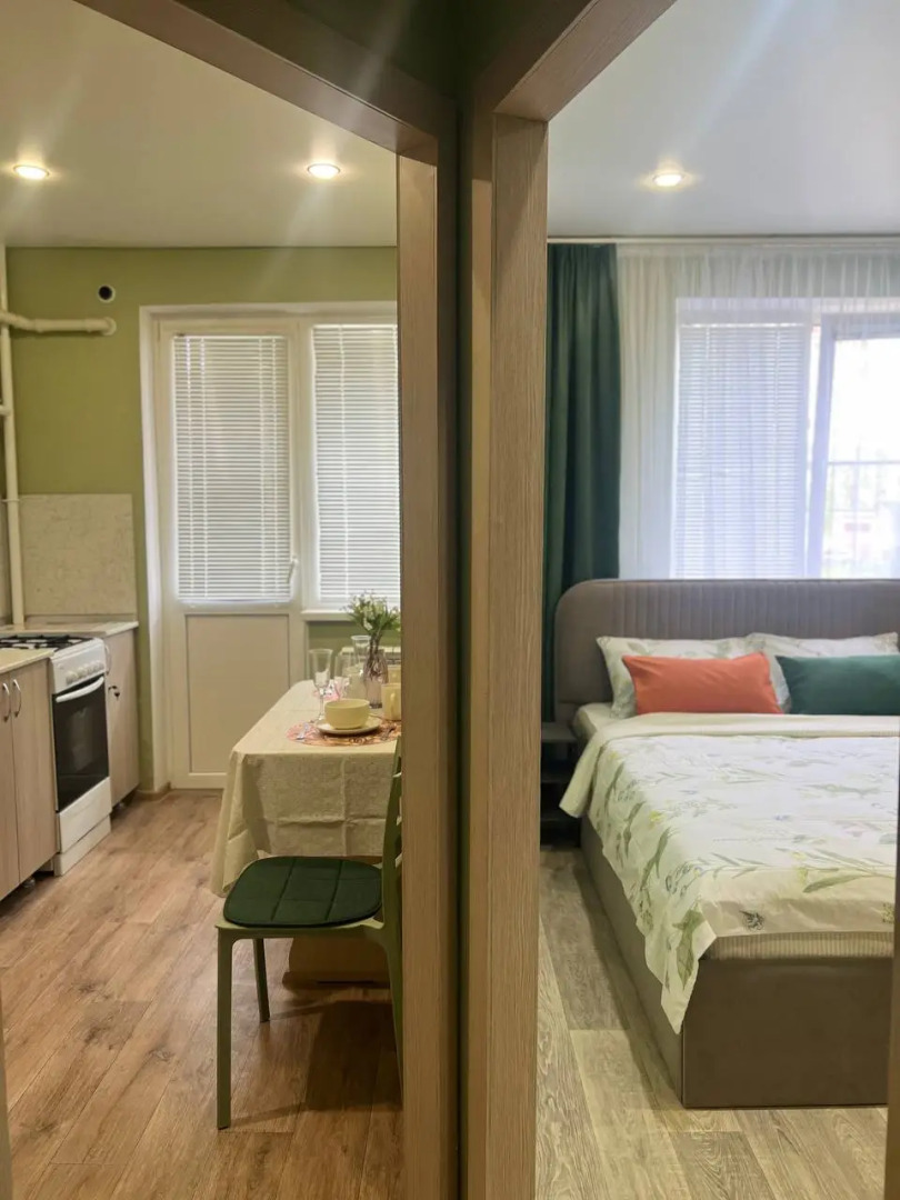 Квартира Однокомнатная на Кошевого 25с1 1