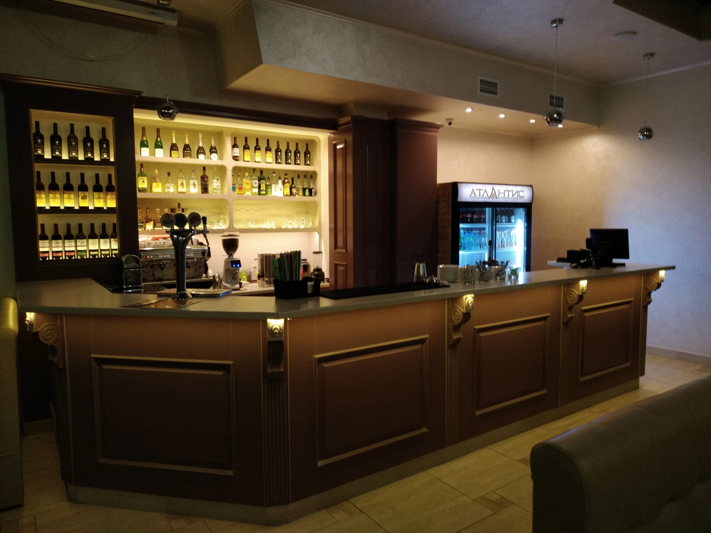 Отель Атлантис