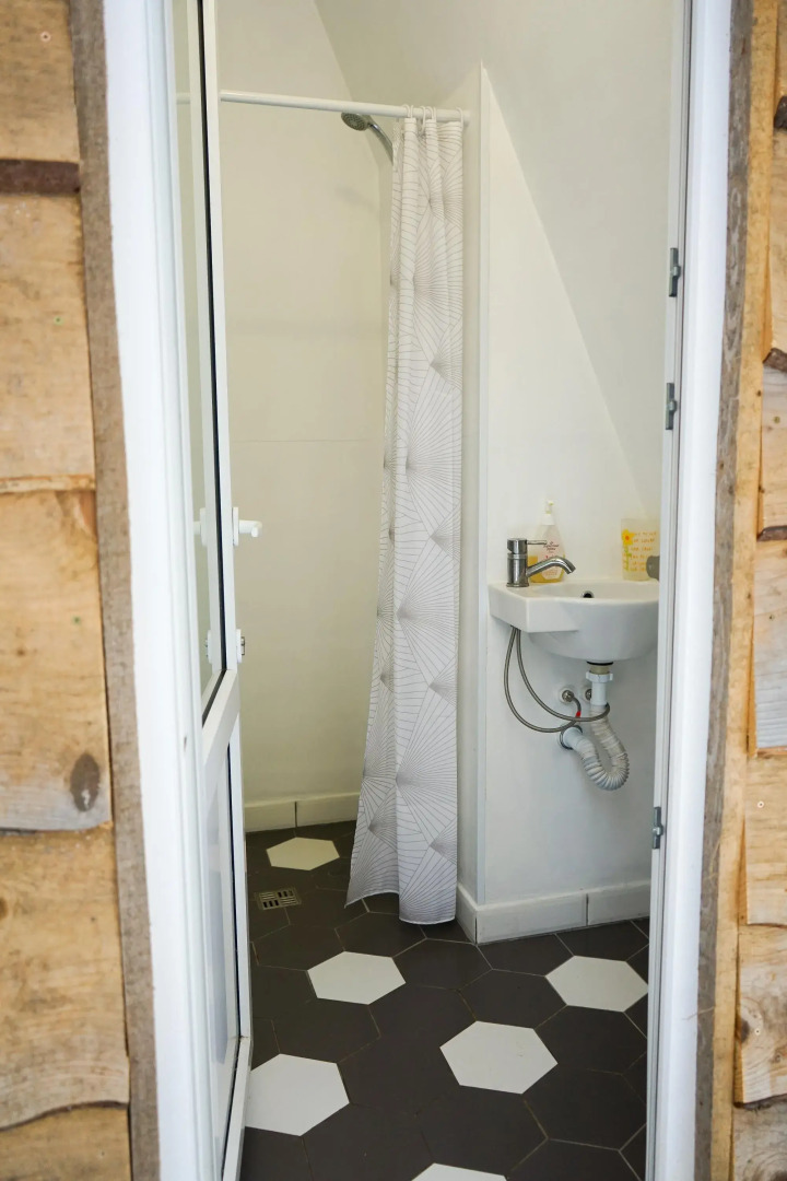 Дом Namaste vegetarian camp