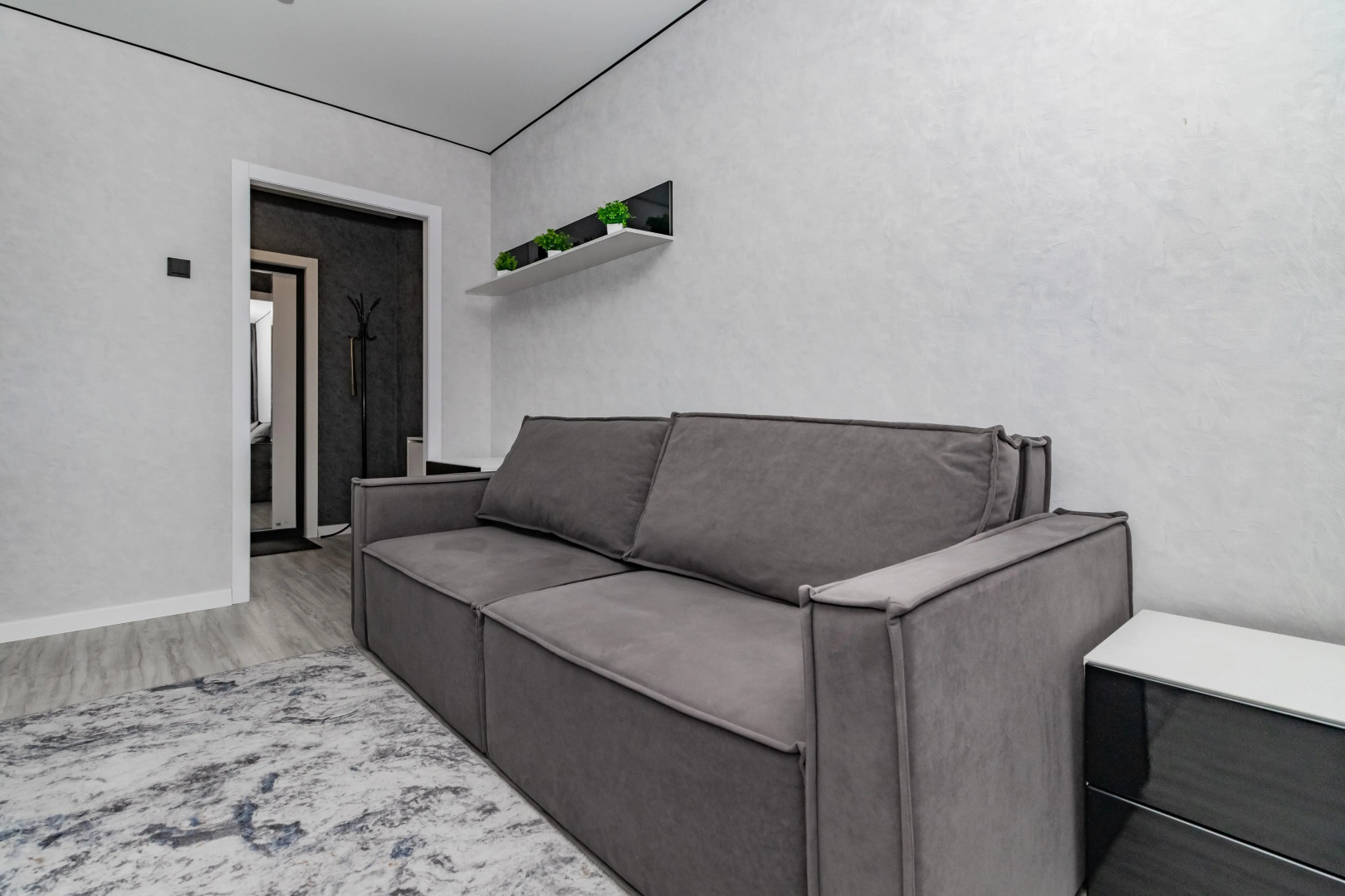 Квартира Нoвaя студия pacположена в ЖK Pиверсaйд Академ. В тихом зеленом дворе на берегу реки Миасс