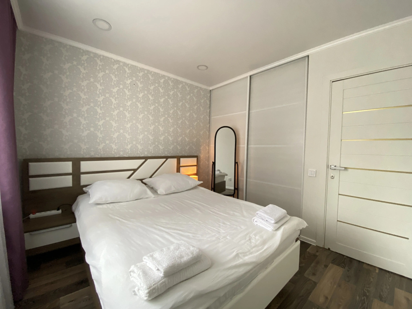 Квартира Две Подушки на Возрождения 86 A - 445