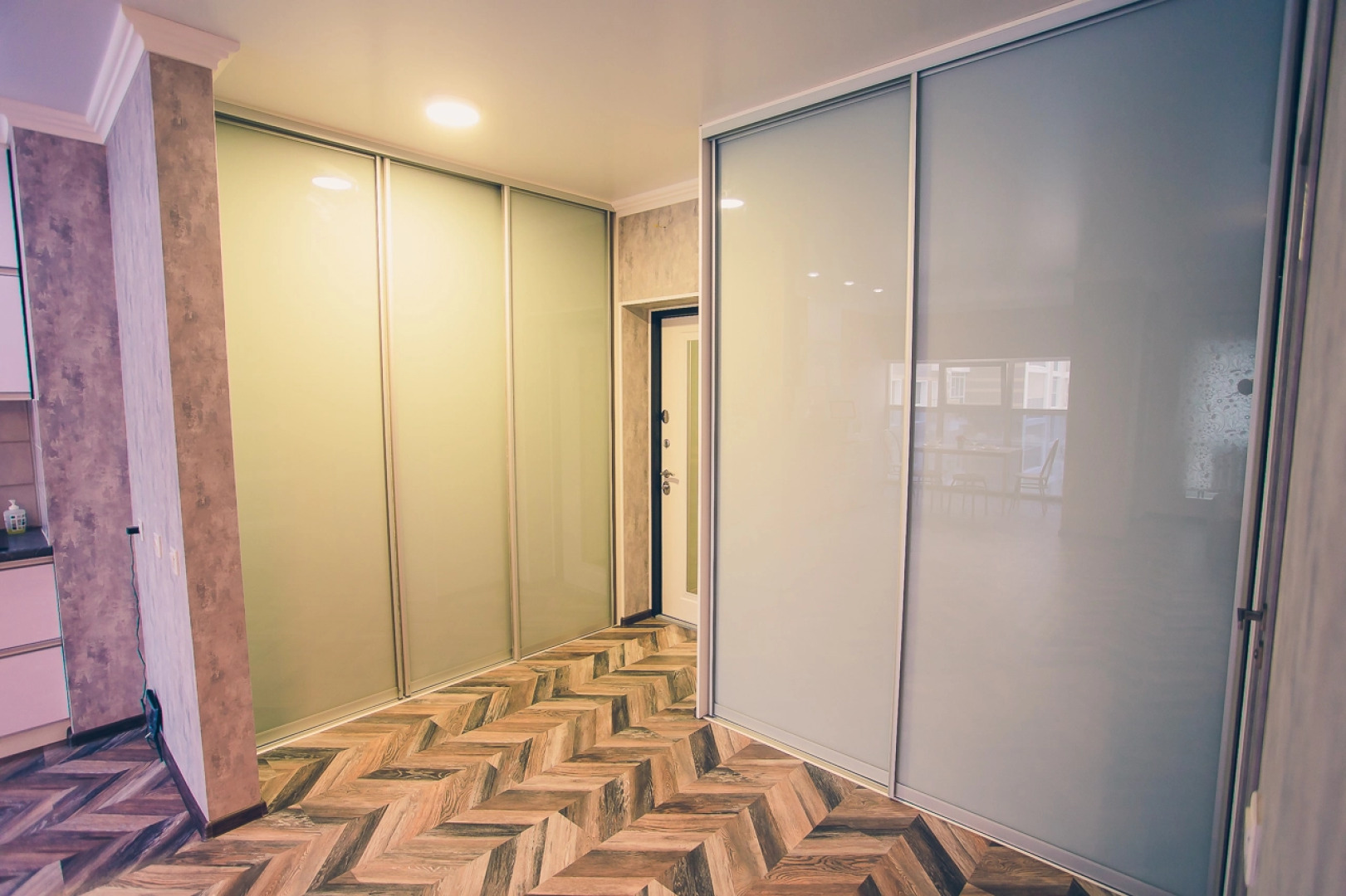 Апартаменты Октябрьской Революции 23 А Студия