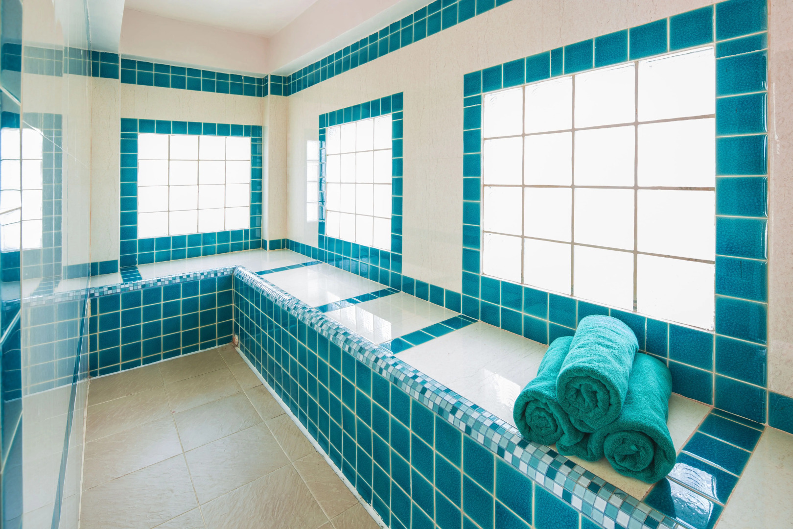 Отель Azhotel Patong