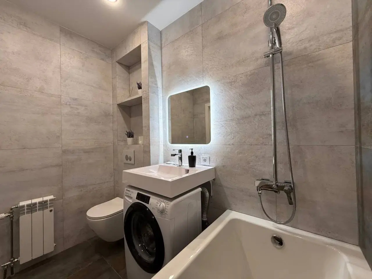 Квартира на Улице Генерал-майора Александра Рожкина, 18