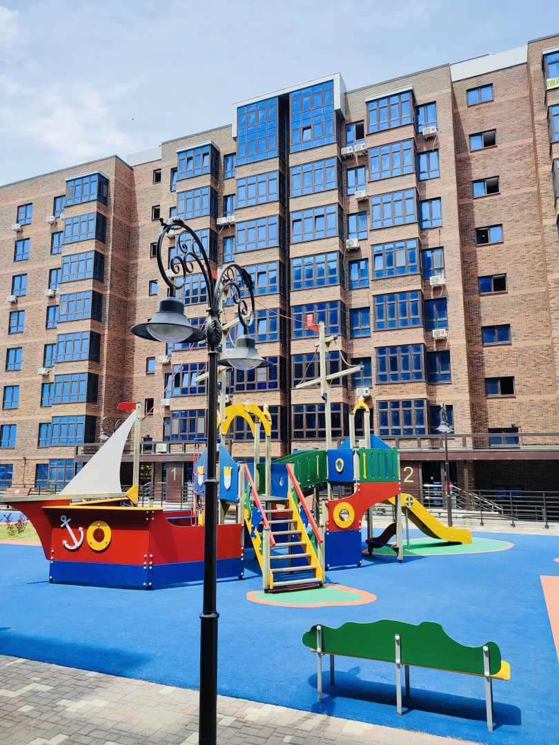 Апартаменты Ивана Голубца 147/3