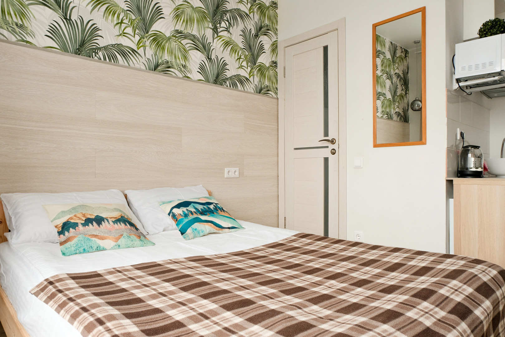 Меблированные комнаты Елагин-Марина