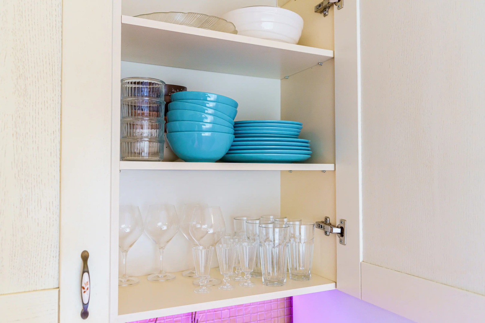 Апартаменты рядом с морем в центре Новороссийска от LetoApart