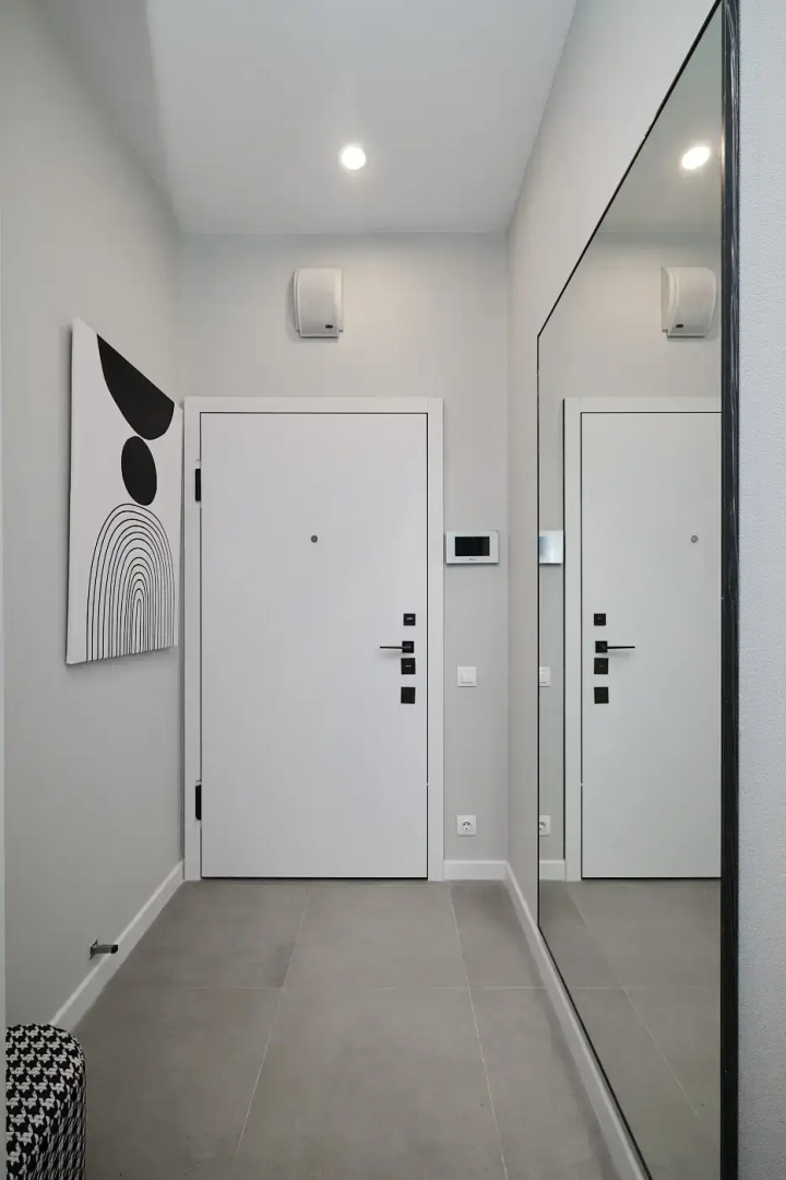 Квартира Уютная студия возле метро и пруда