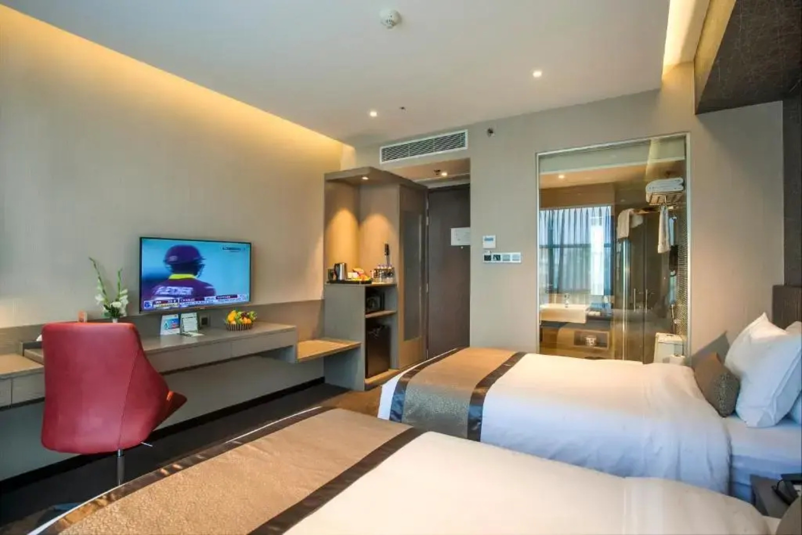 Отель Best Western Plus Maple Leaf