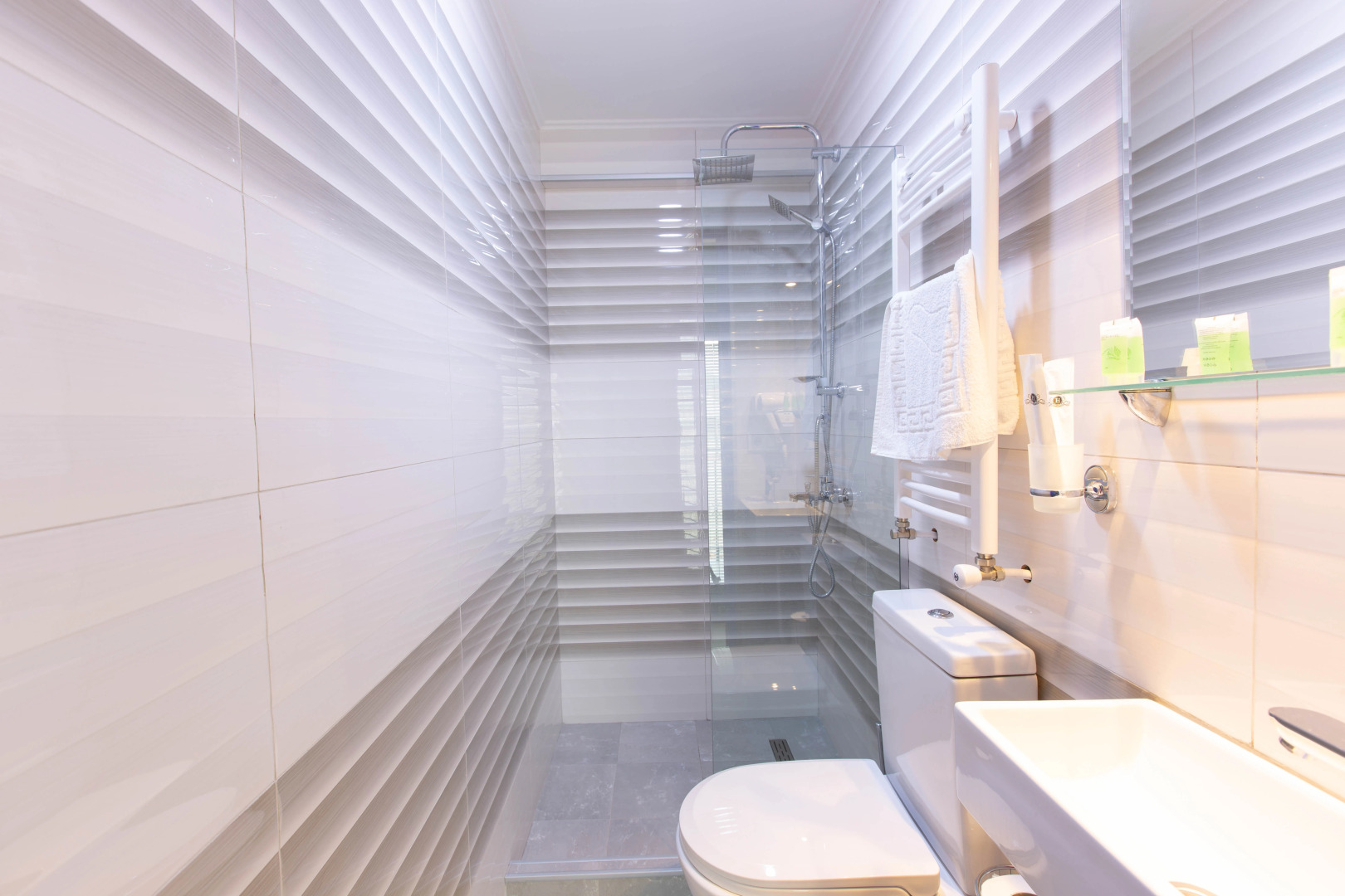 Отель Central Gate Tbilisi Boutique Hotel