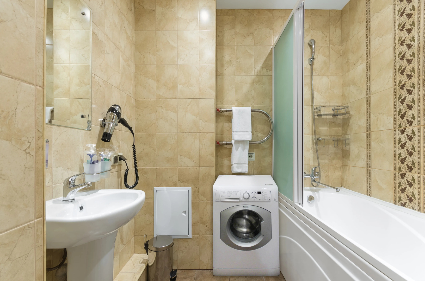 Отель Дегас Лайт