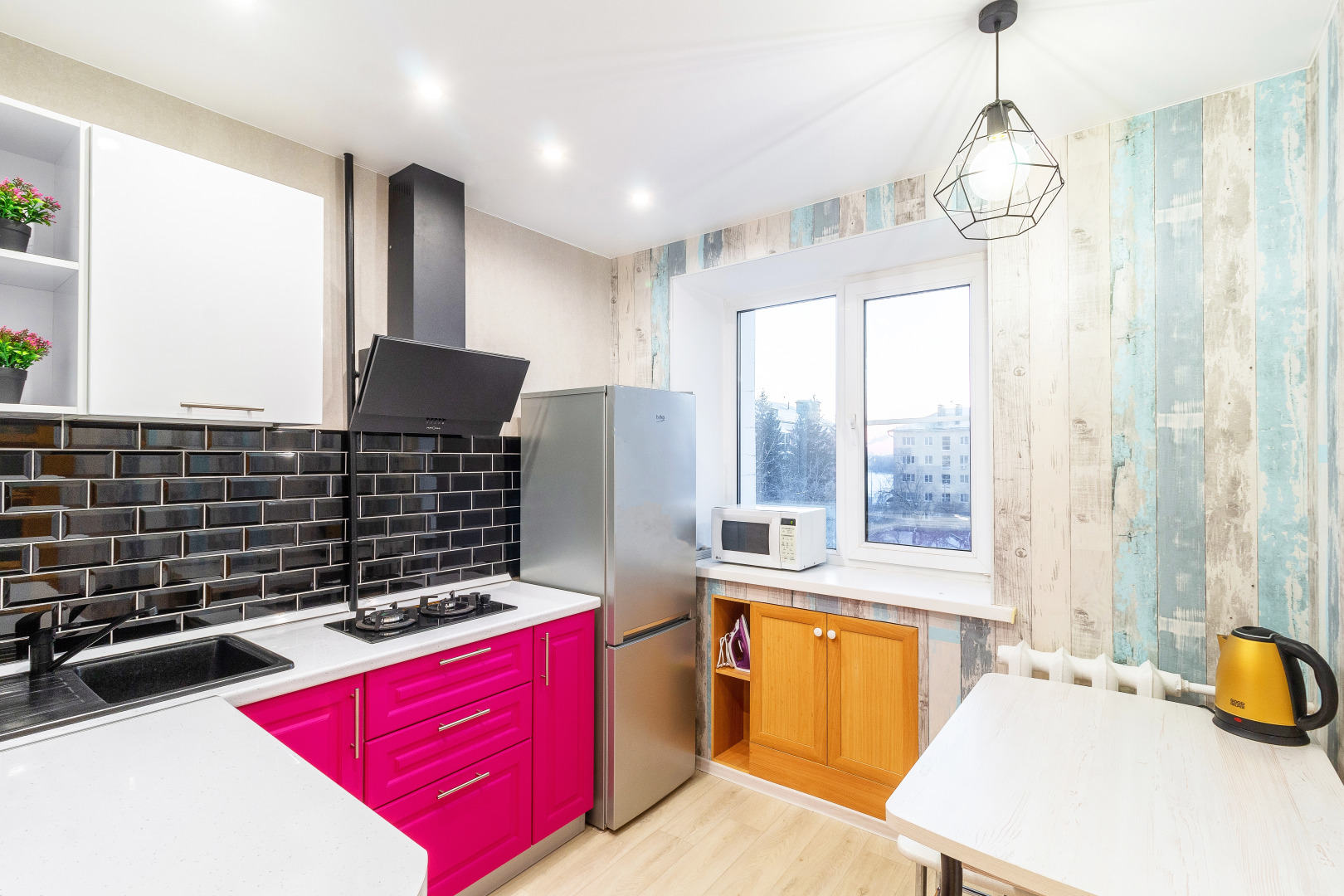 Апартаменты Люкс с Джакузи на Иртышской Набережной 27