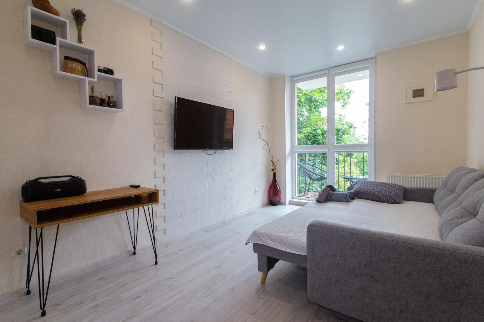 Двухкомнатная квартира Арт в Светлогорске  2  в 750 м от моря