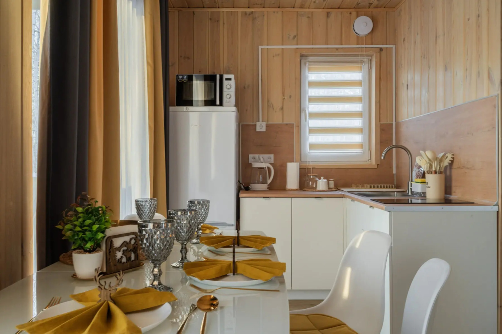 Глэмпинг Дубровские просторы