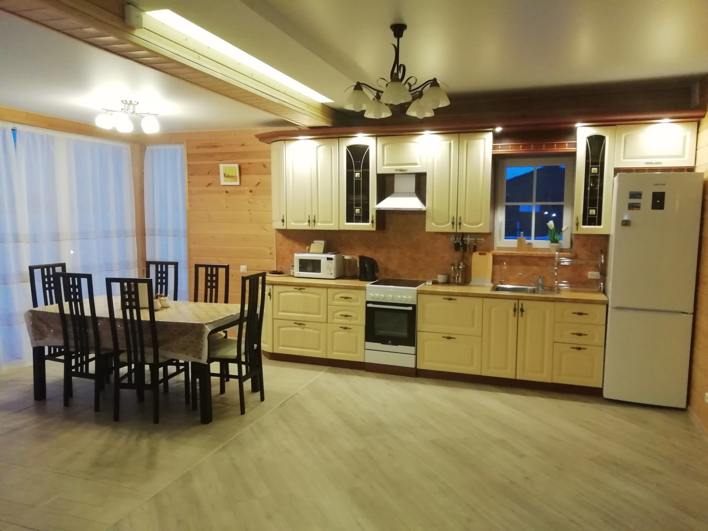 Shale V Kazhma Guest house