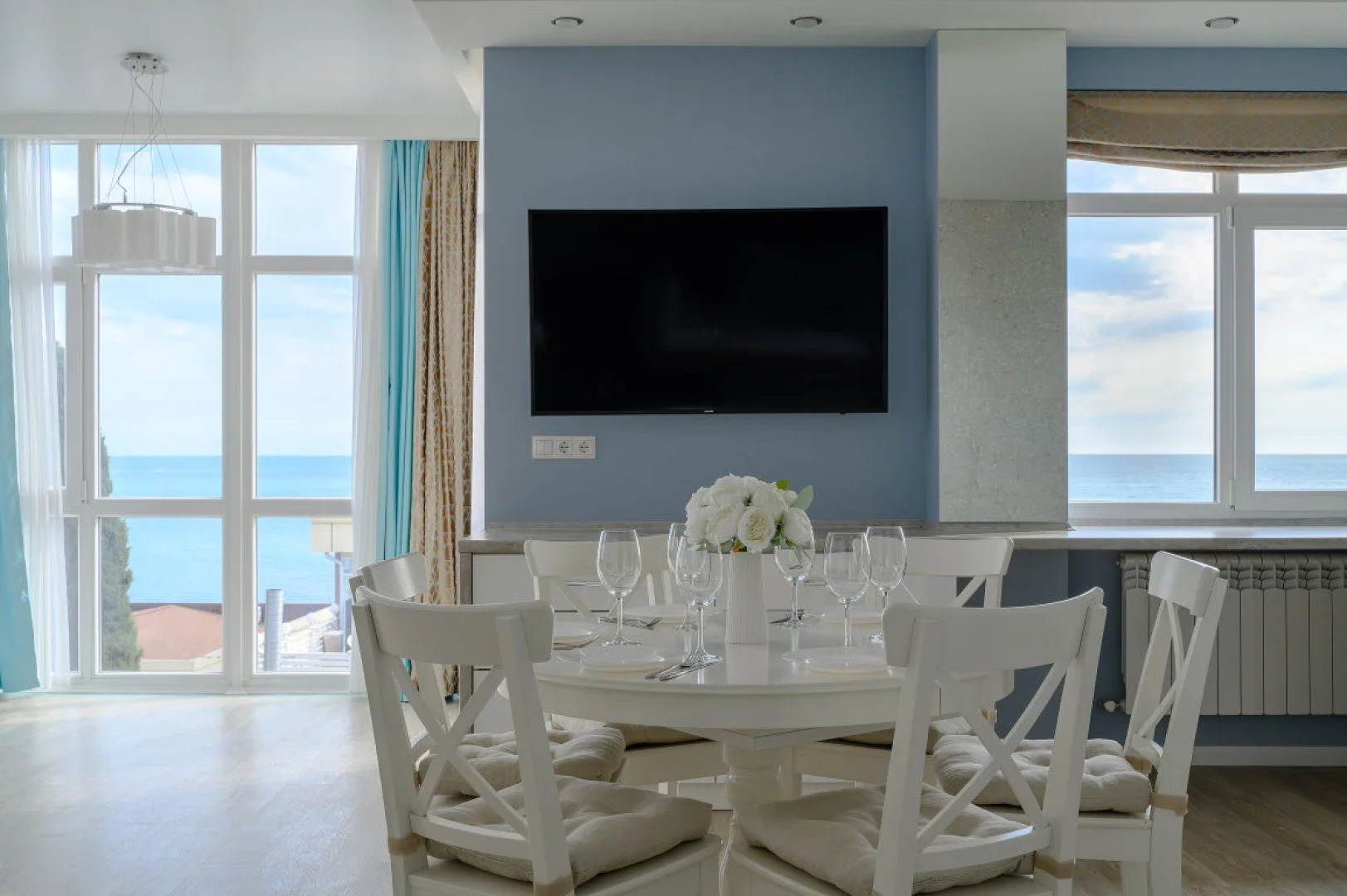 Апартаменты Red Apartments Нижнеимеретинская 137А Лоррэн