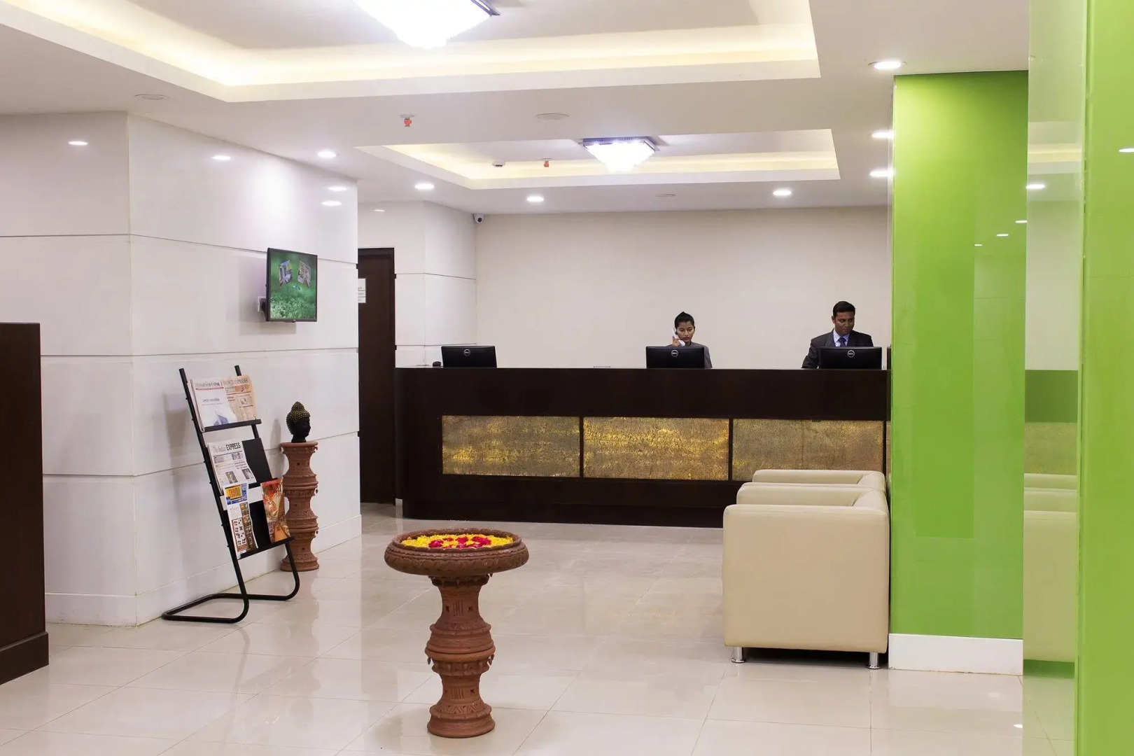 Отель The Byke Suraj Plaza Veg