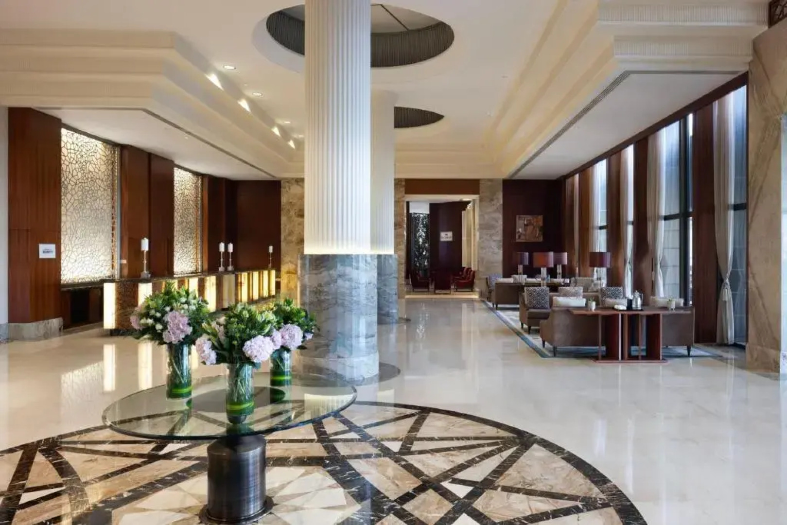 Отель Sheraton Oman