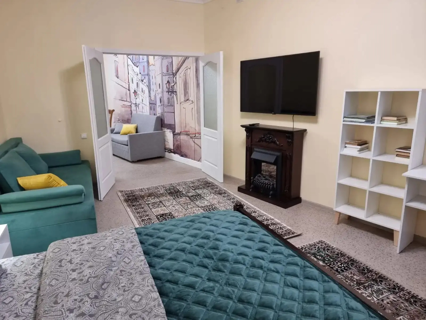 Апартаменты у Кремля и Золотой Набережной