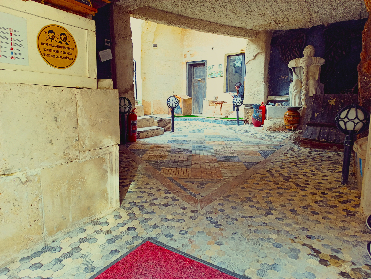 Отель Stone Age