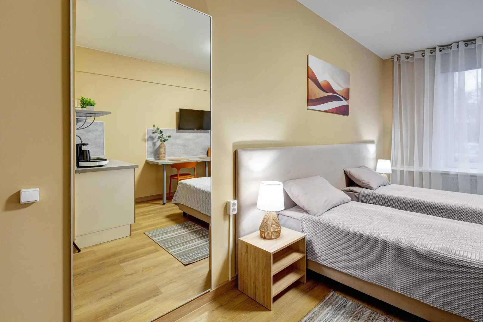 Апартаменты Улучшенная Студия Лотос Светлый Дом