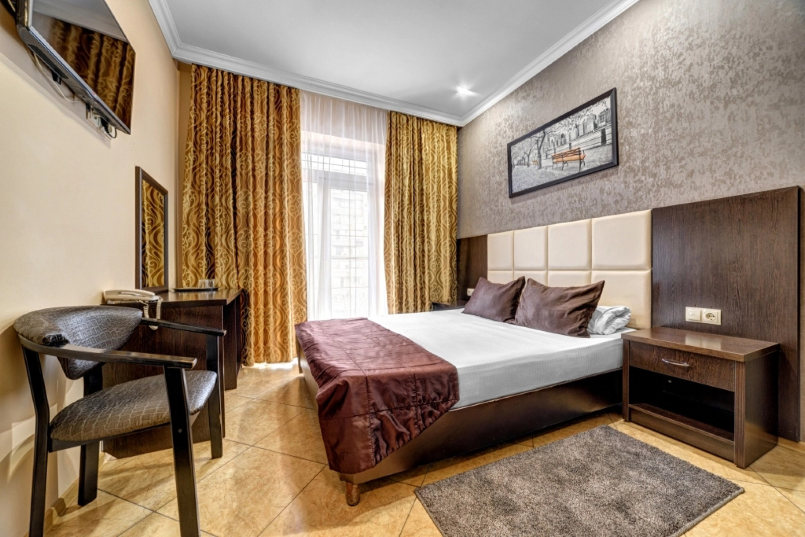 Отель Мартон Родина