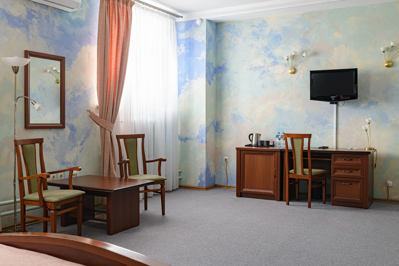 Отель 6-12-24 Аэропорт Толмачёво