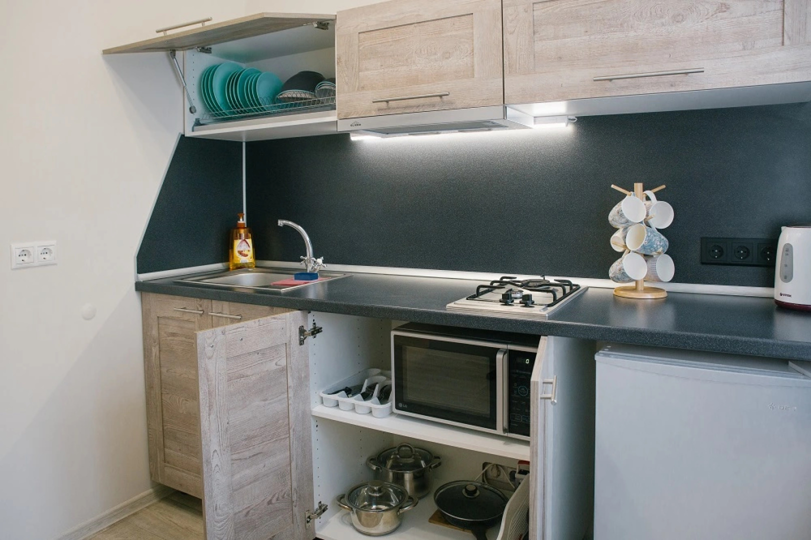 Апартаменты Компания Подушка на Амурском бульваре 5