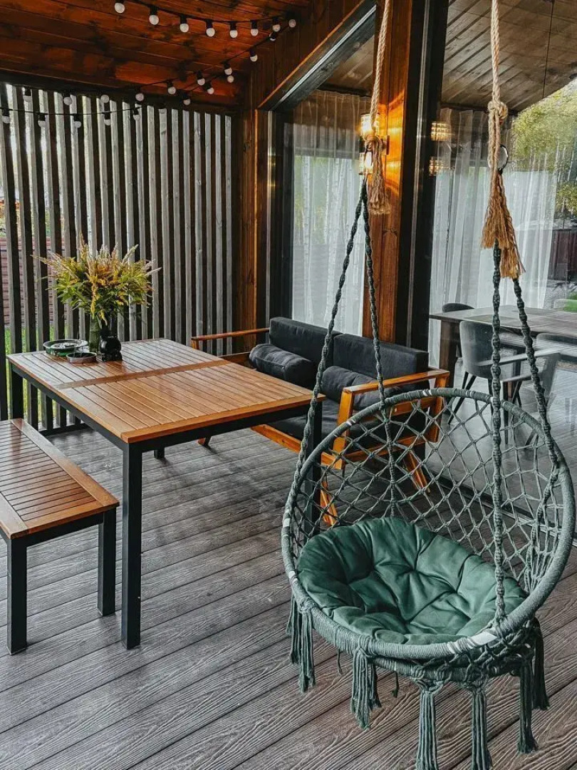 Частный дом Пaноpaмный дом в хвойнoм лесу с сaуной