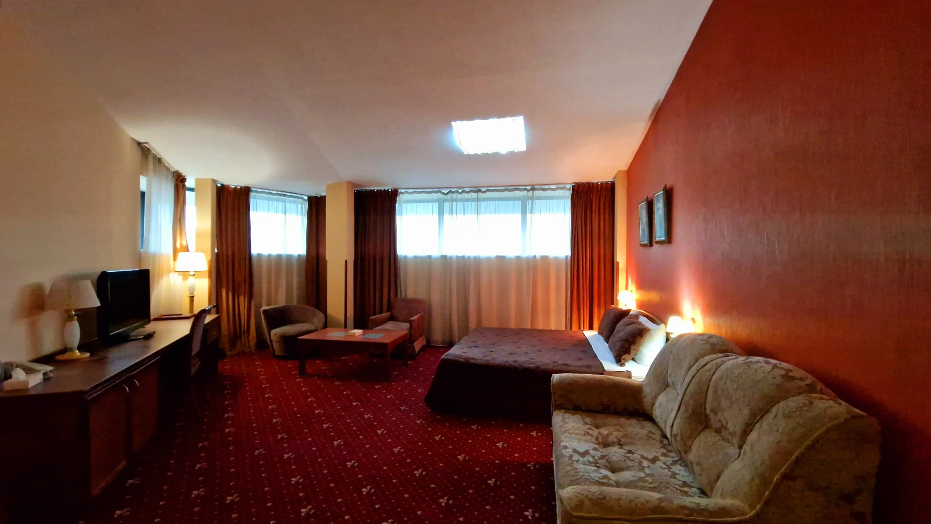 Отель Арарат