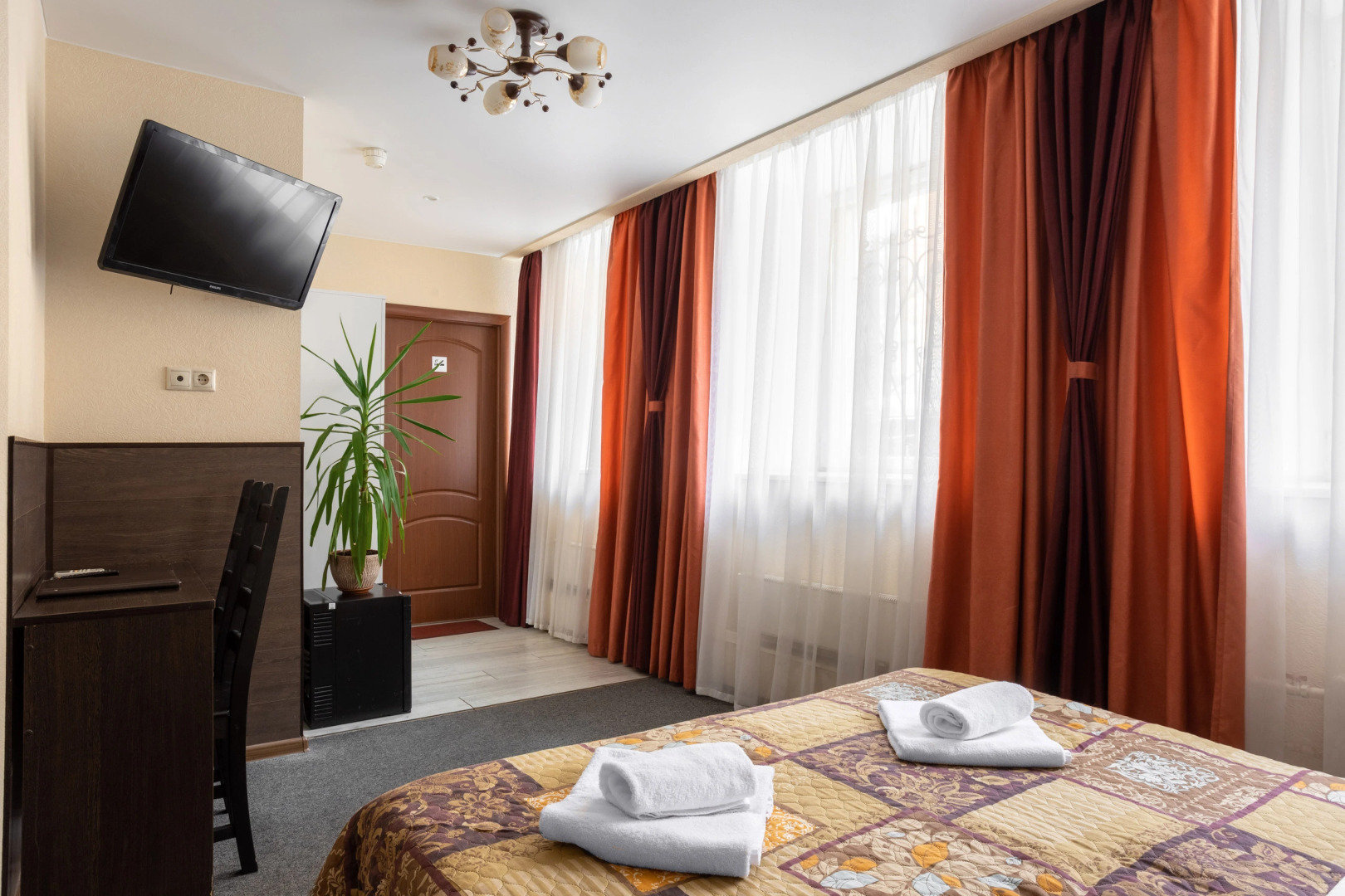 Отель Амбер