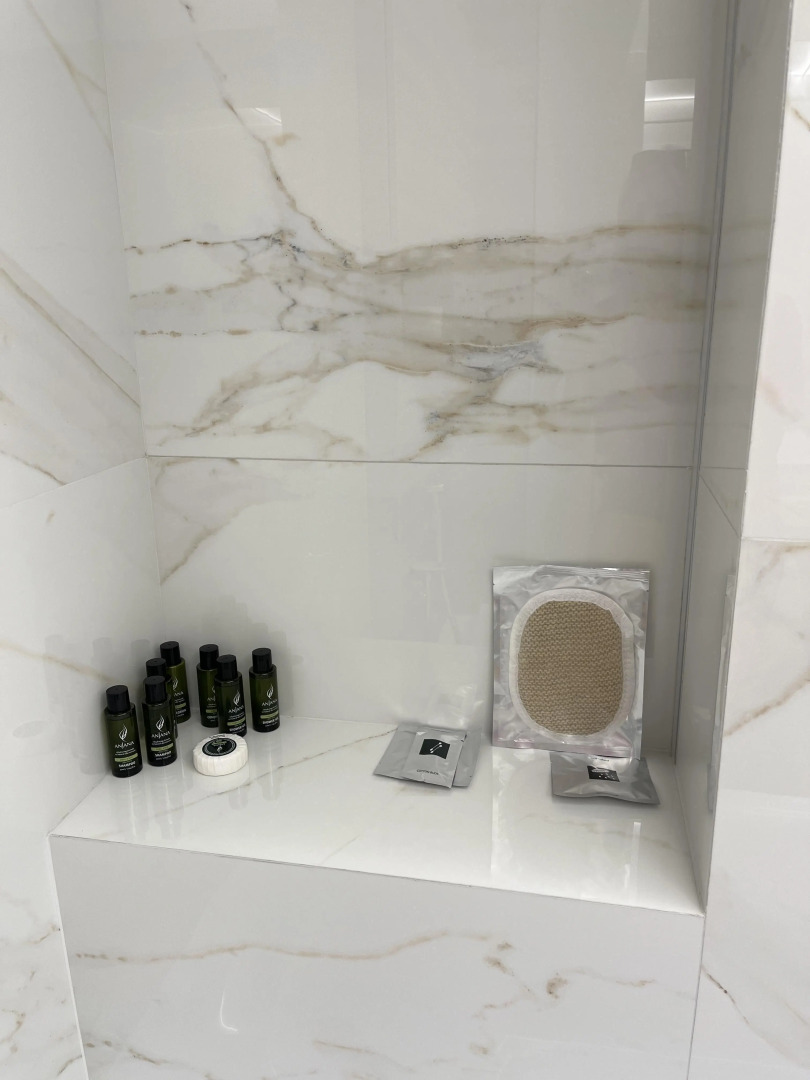 Апартаменты Двухкомнатные апартаменты на набережной