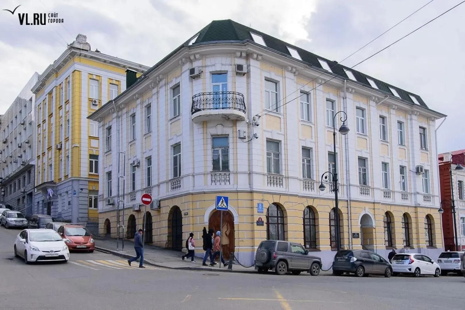 Апартаменты на Светланской Улице 8