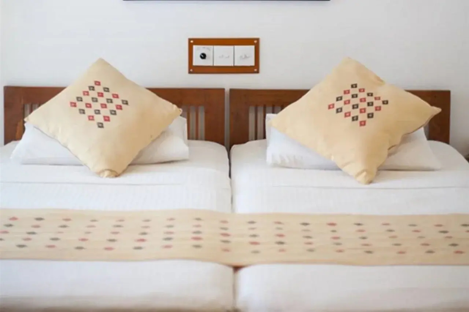 Отель Senani Hotel