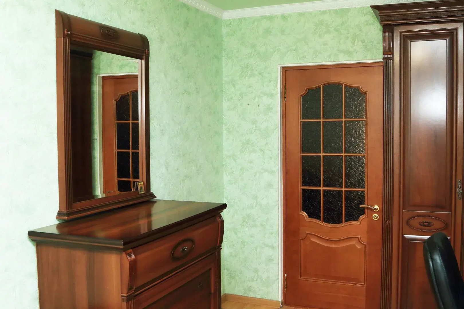 Апартаменты Right Room трехкомнатные на улице Баррикад 8