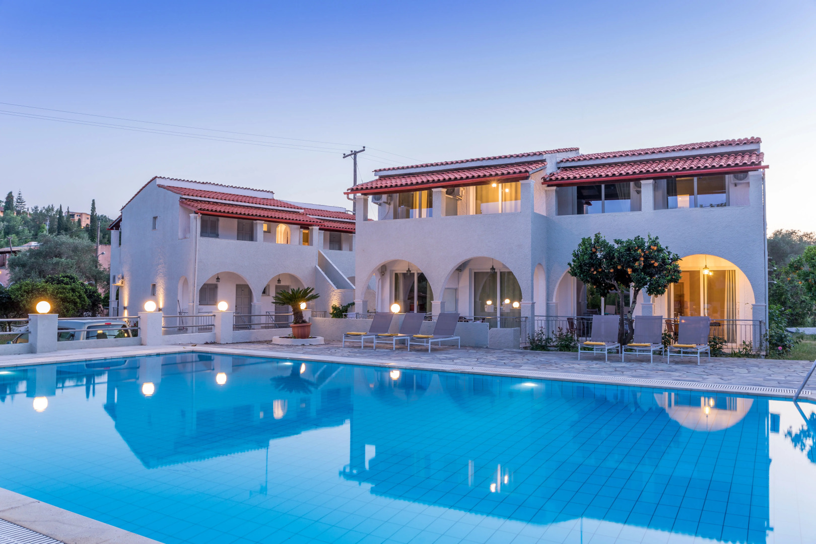 Dominoes Hotel Apartments