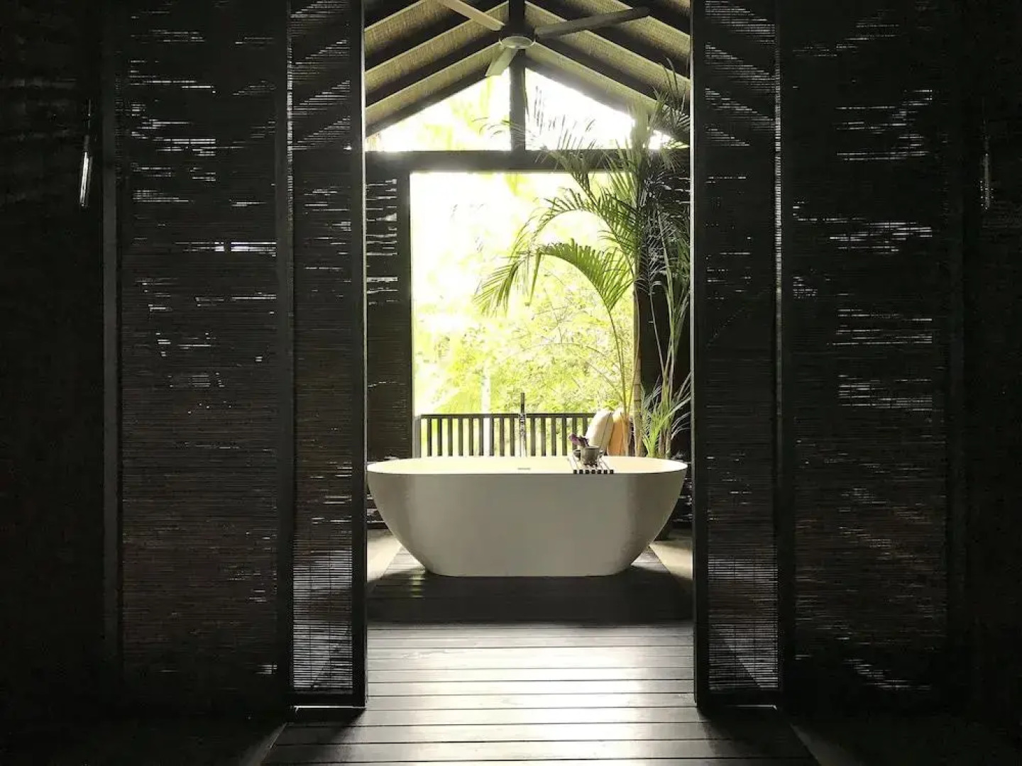 Отель Kaju Green Eco Lodges