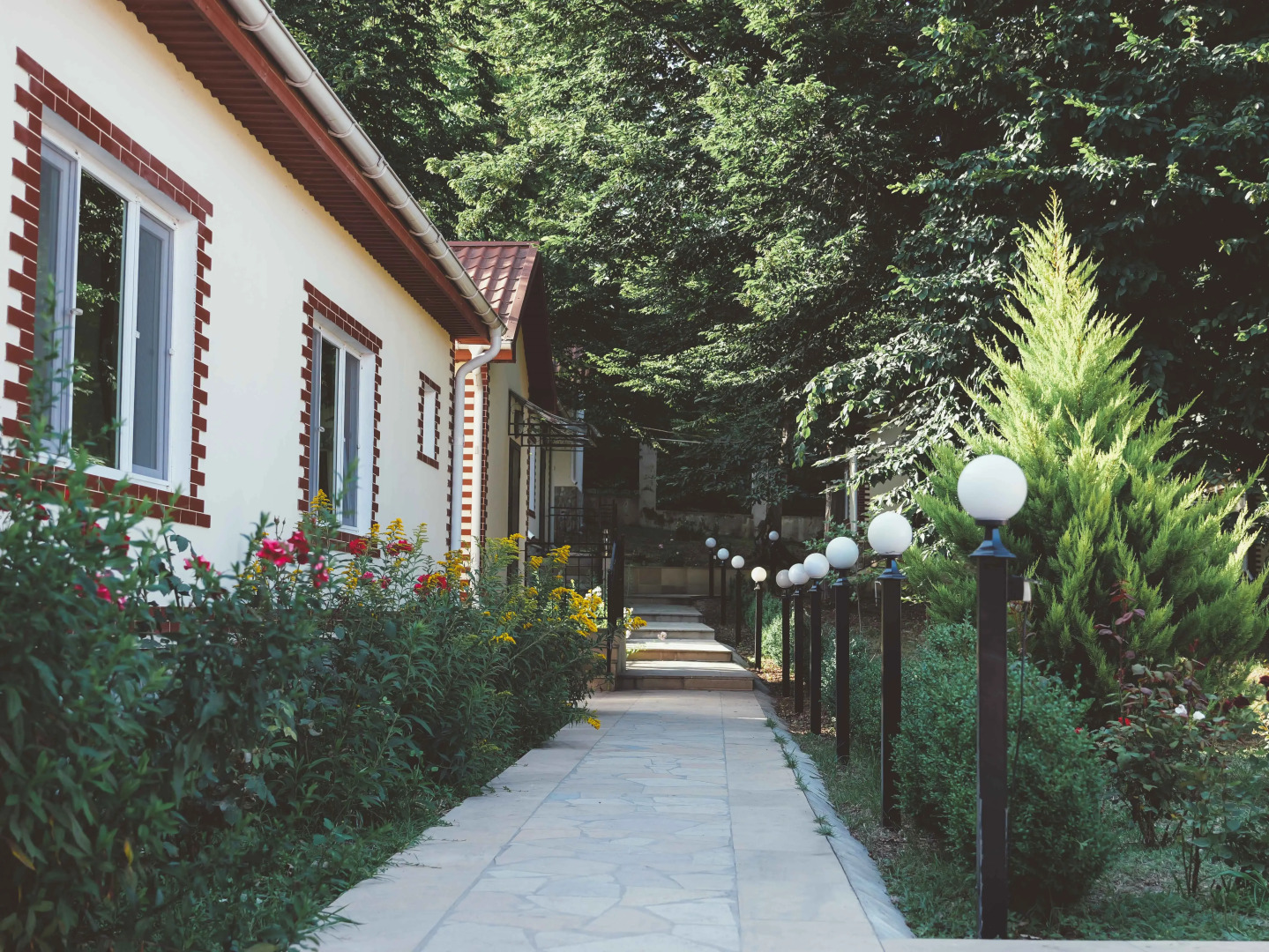 Отель Selena Resort