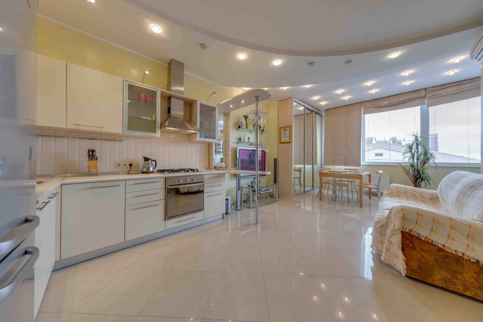 Апартаменты 4 У Приморского Парка